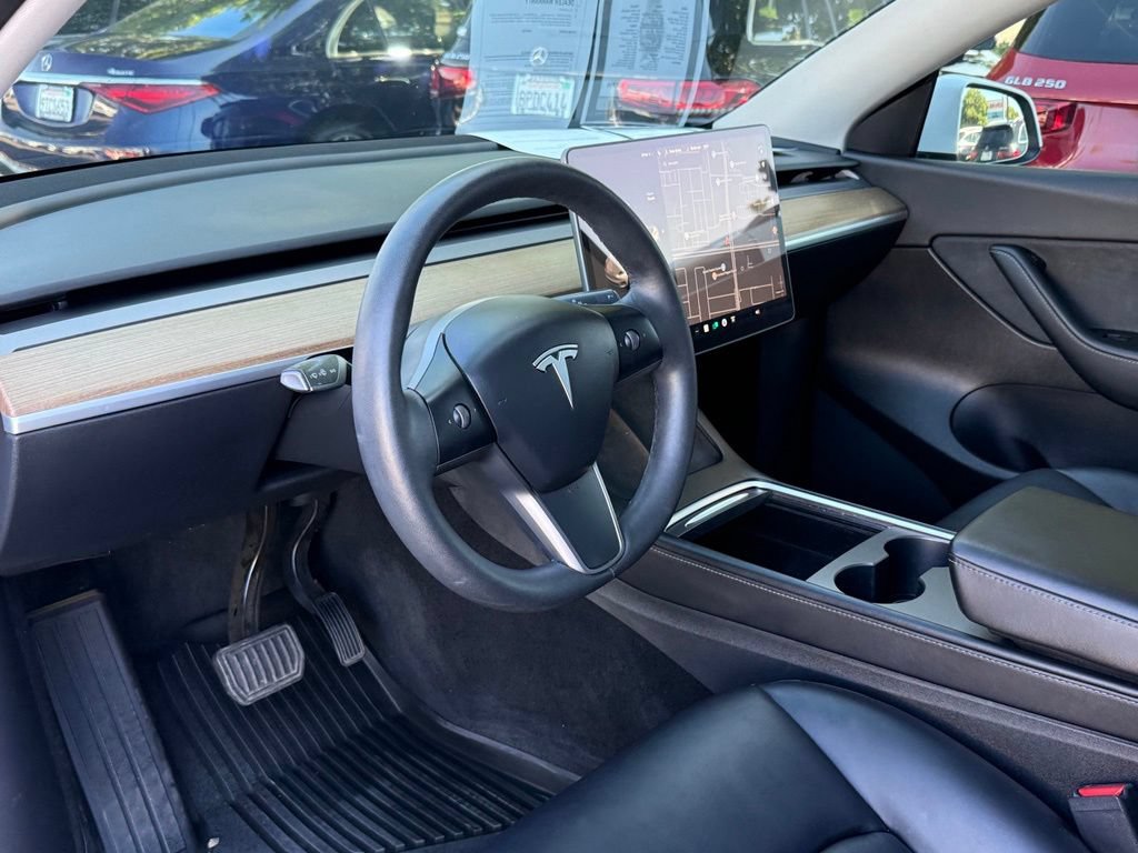 Used 2022 Tesla Model Y Long Range AWD/4WD image 20