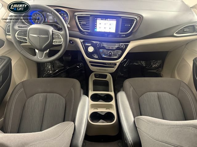 Used 2024 Chrysler Voyager LX FWD image 22