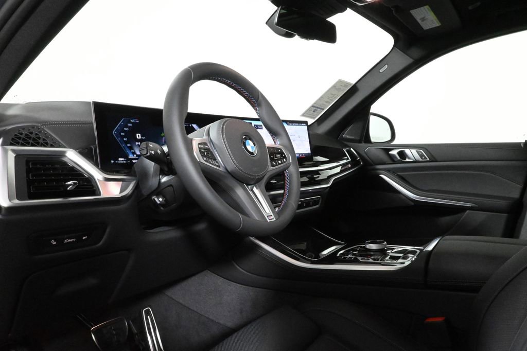 Used 2025 BMW X5 M60i w/ Executive Package image 16