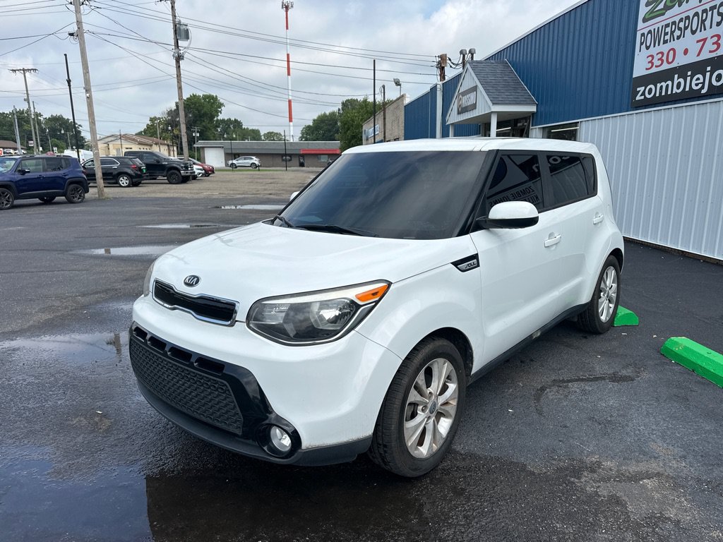 Used 2016 Kia Soul + FWD image 3