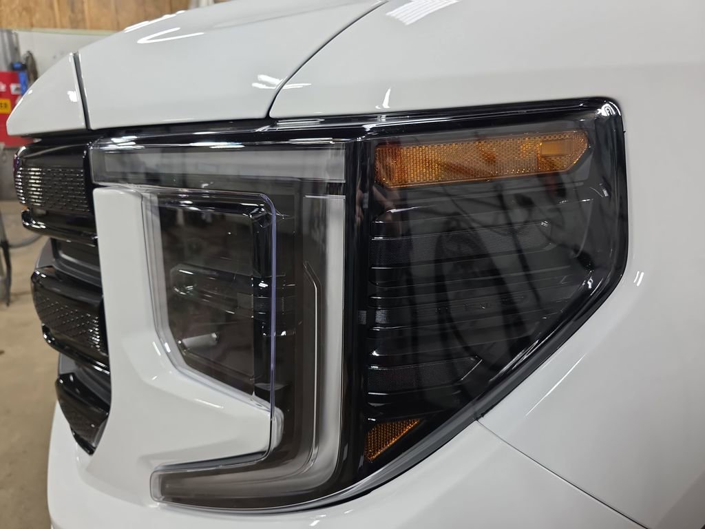 New 2026 GMC Sierra 1500 Elevation image 30