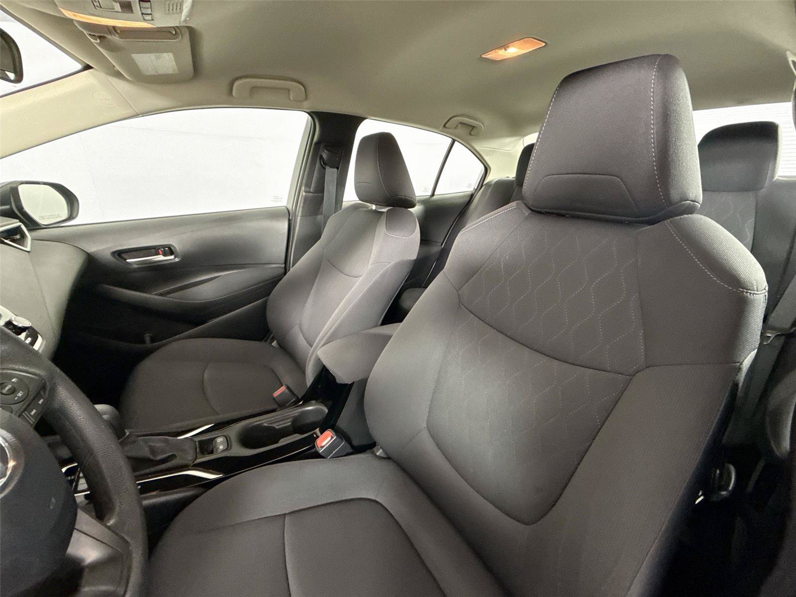 Certified 2020 Toyota Corolla LE FWD image 3