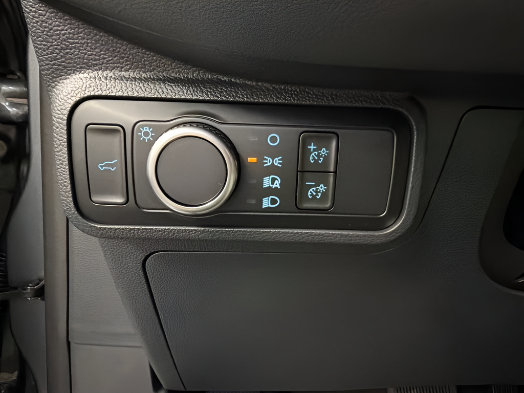 New 2026 Ford Explorer Active AWD/4WD image 23