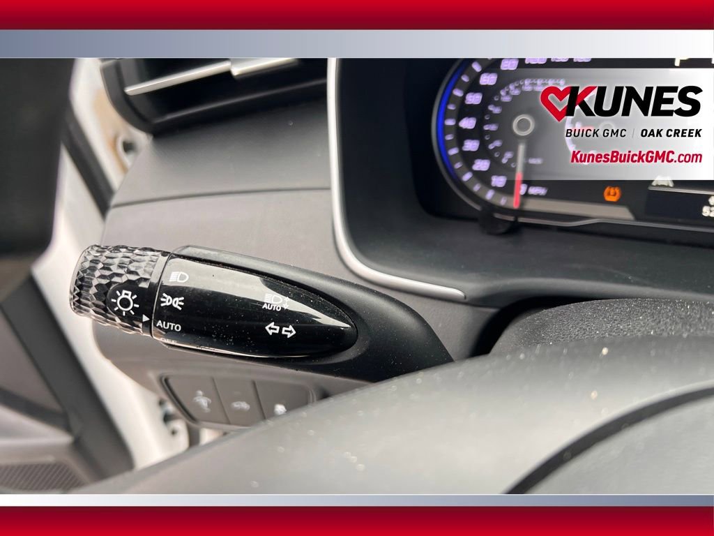 Used 2024 Hyundai Santa Cruz SEL image 16