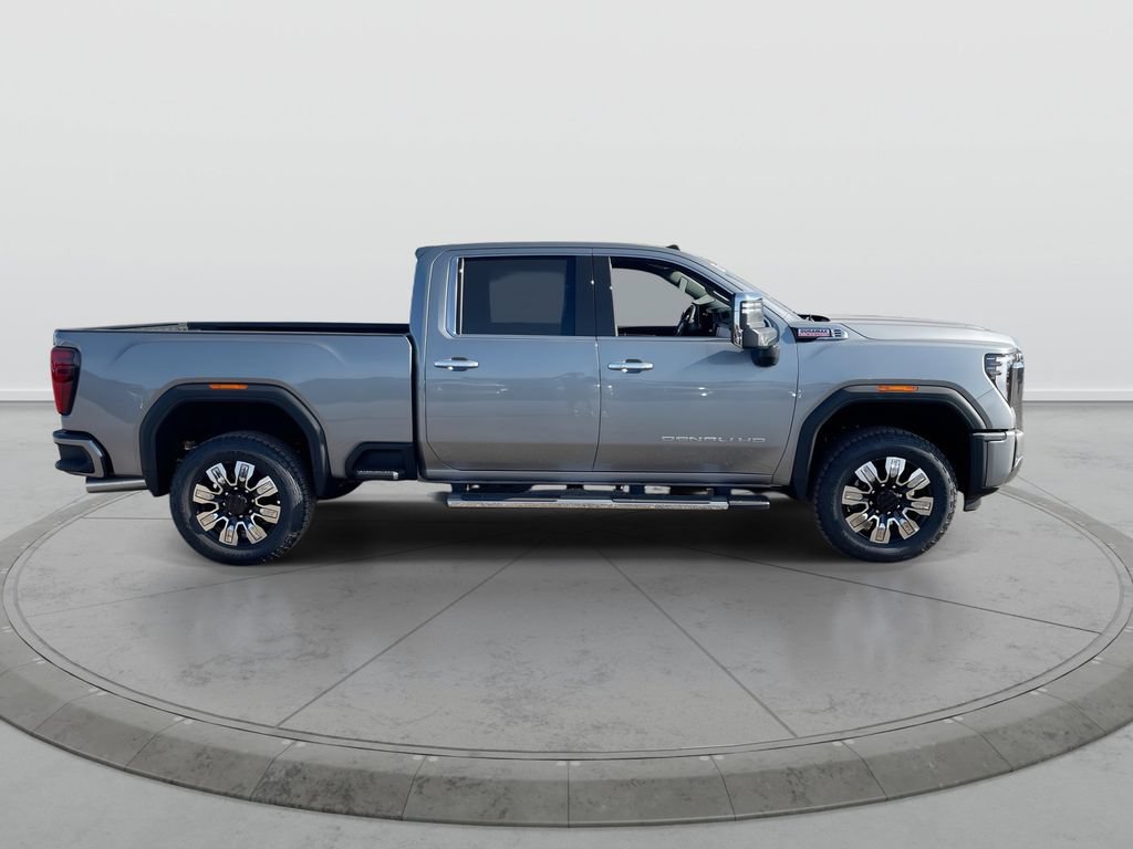 New 2026 GMC Sierra 2500 Denali w/ Technology Package AWD/4WD image 9