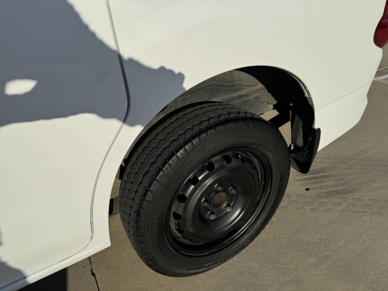 Used 2019 Nissan NV200 SV w/ Navigation Package image 8