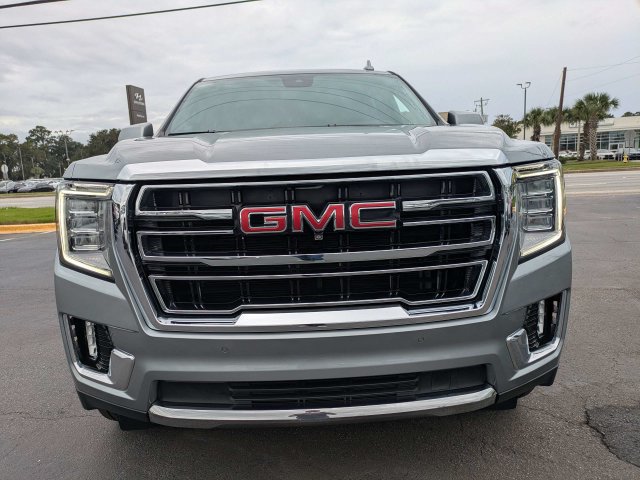 Used 2023 GMC Yukon SLT w/ SLT Luxury Package AWD/4WD image 10