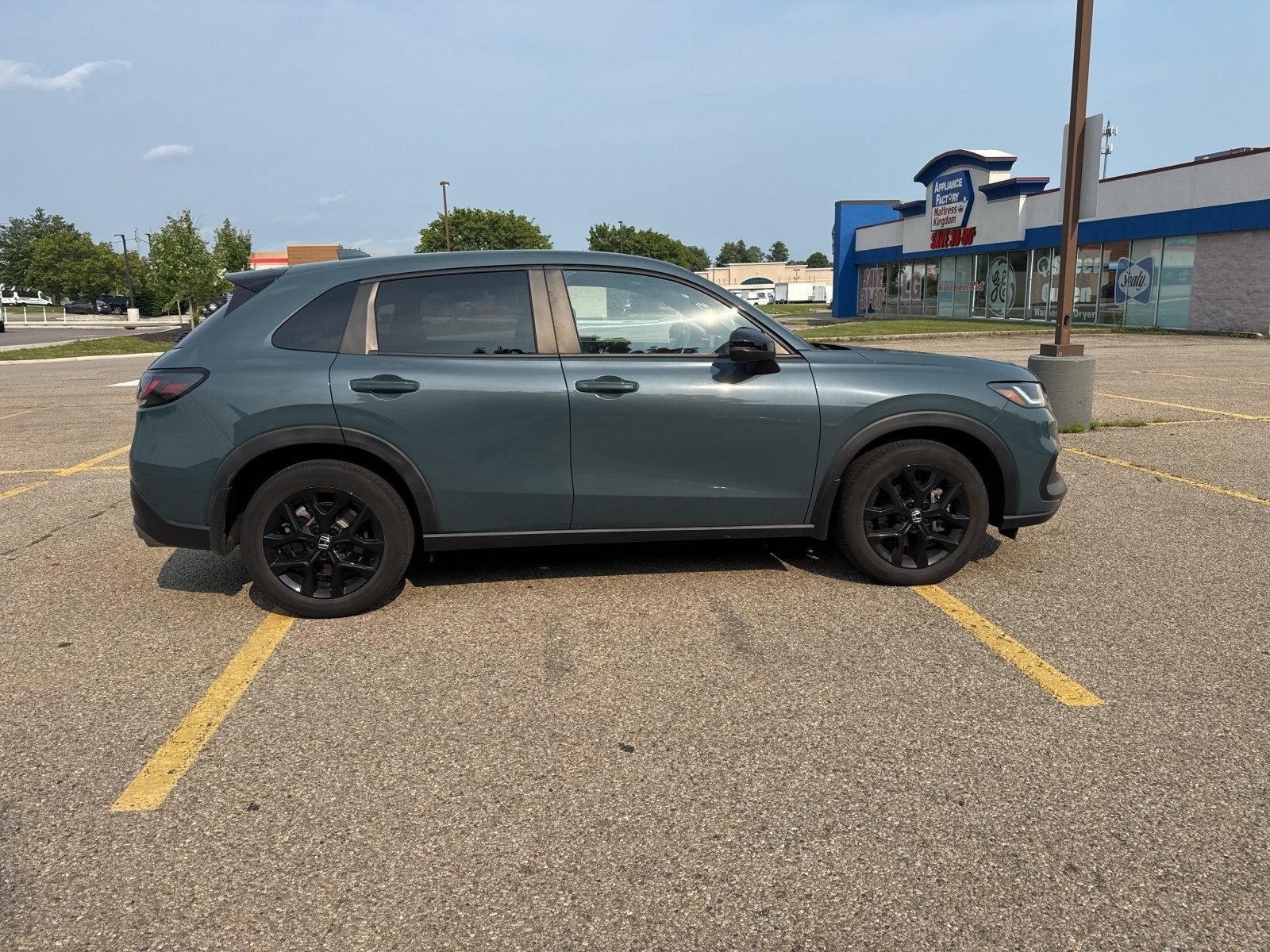 Used 2024 Honda HR-V Sport image 23