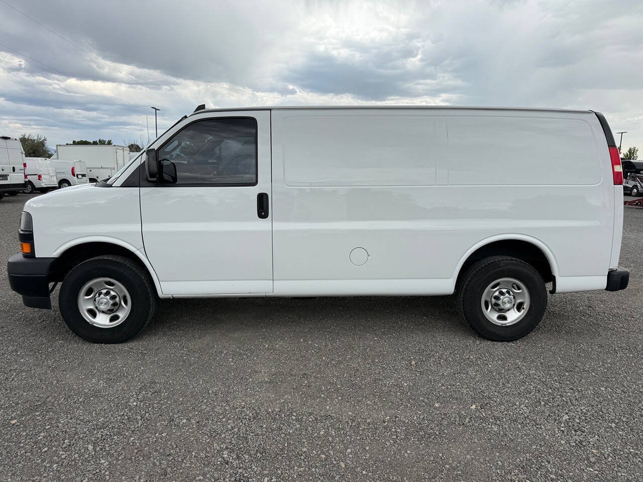 Used 2021 Chevrolet Express 2500 RWD image 6