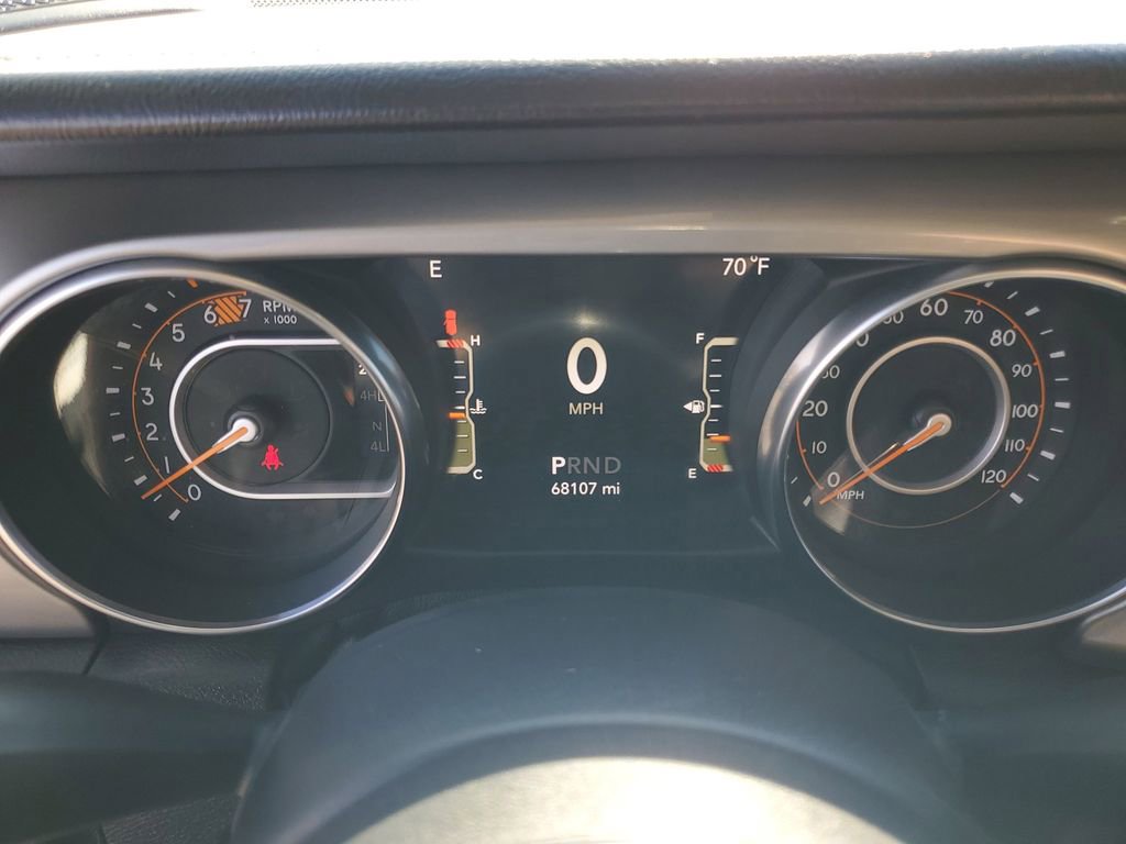 Used 2020 Jeep Wrangler Unlimited Sahara image 13