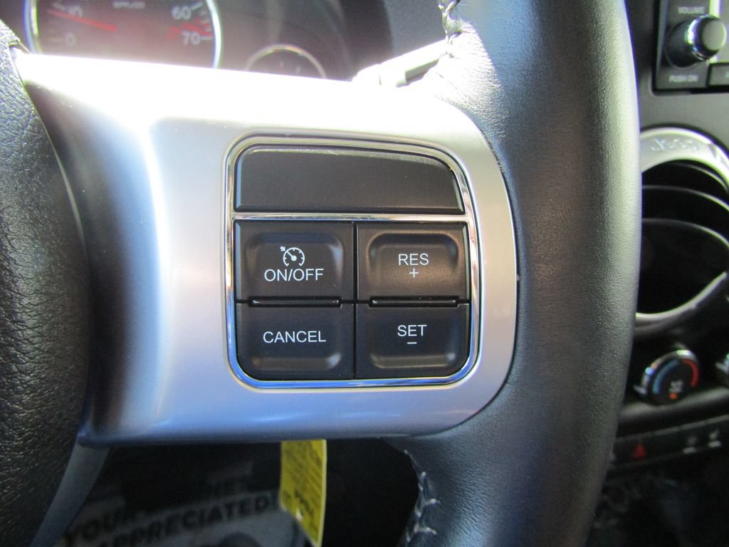 Used 2016 Jeep Wrangler Unlimited Rubicon AWD/4WD image 29