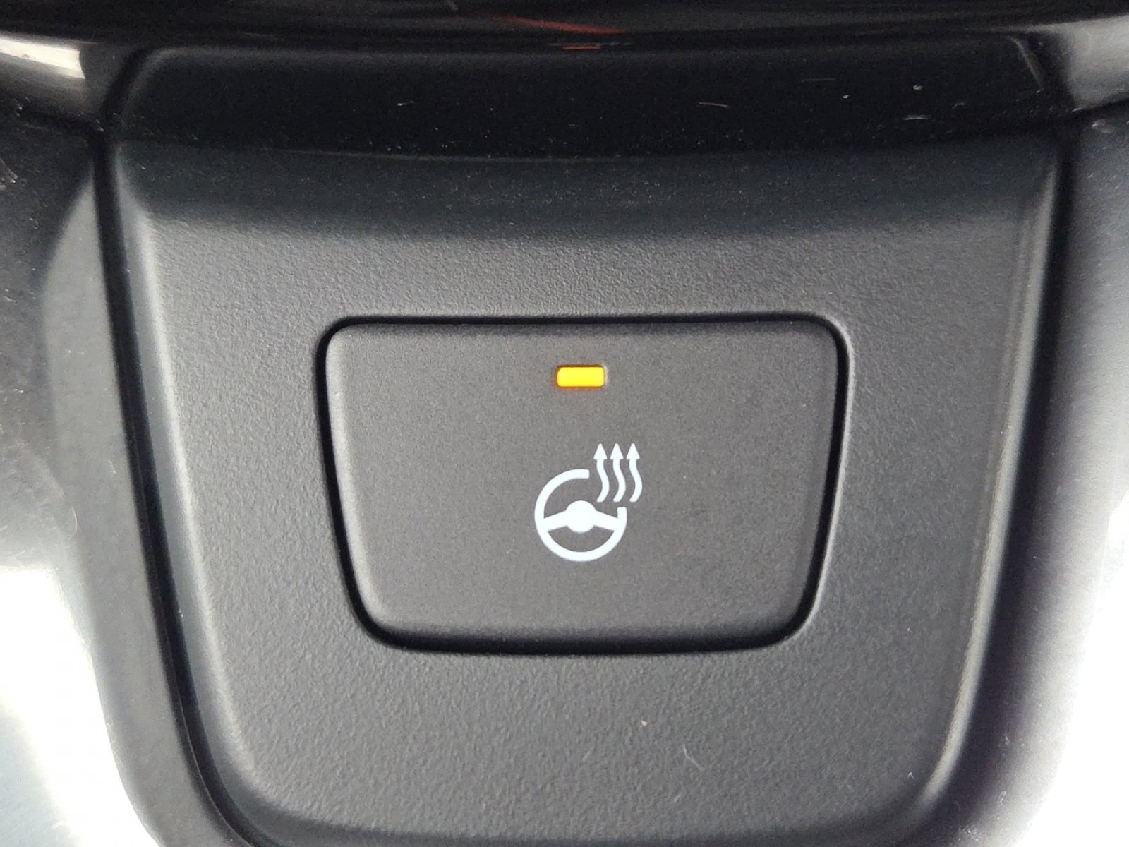 Used 2024 Honda CR-V Sport Touring image 8