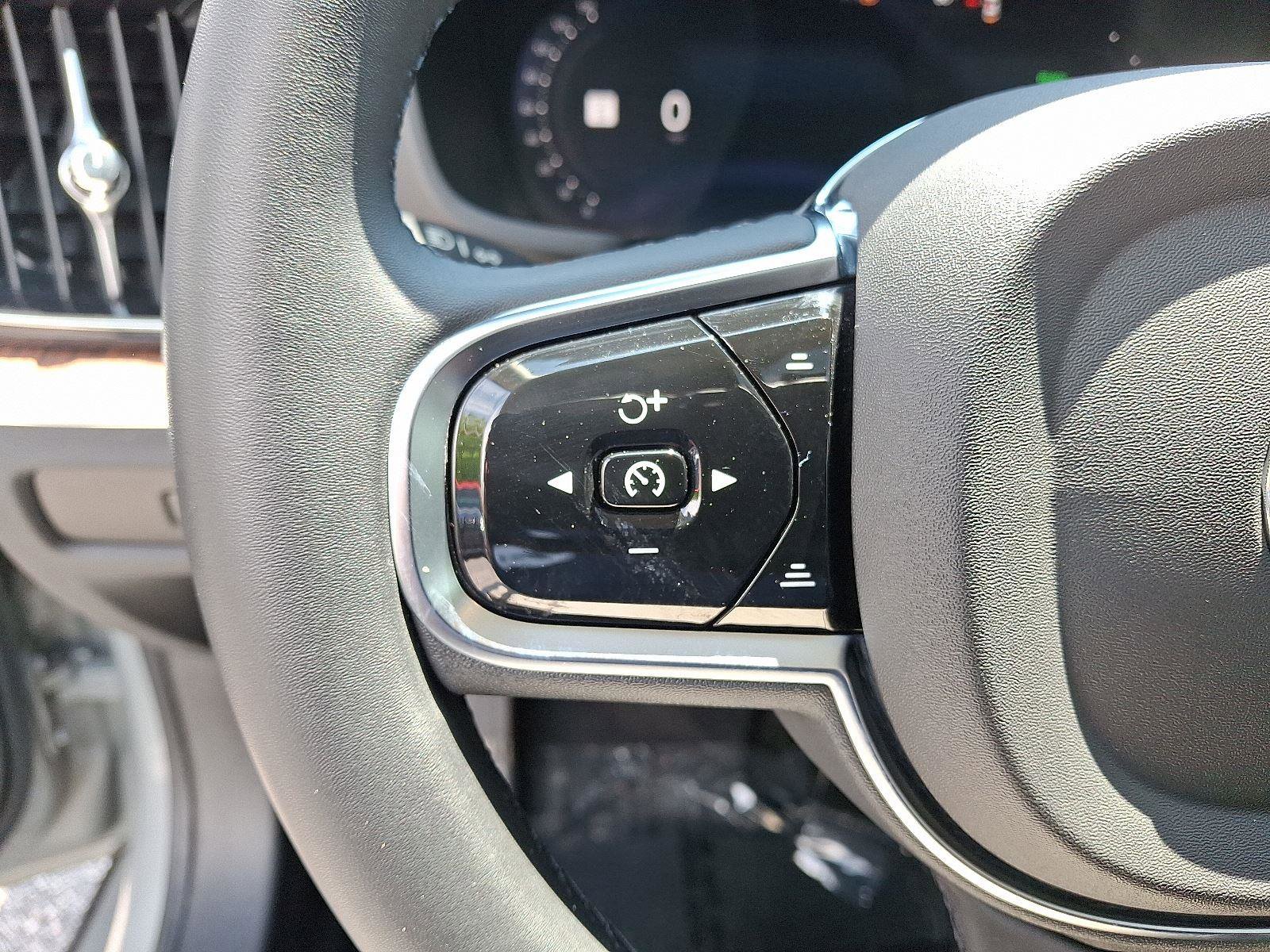 Certified 2025 Volvo S60 T8 Plus AWD/4WD image 22