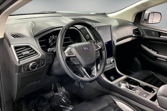 Used 2024 Ford Edge SEL AWD/4WD image 16