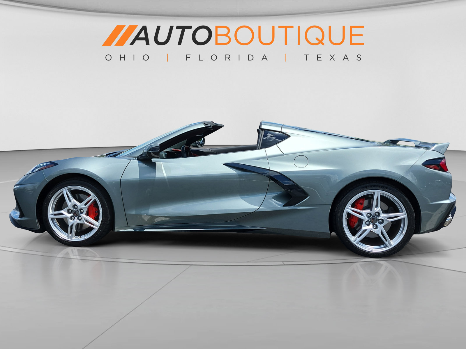 Used 2023 Chevrolet Corvette Stingray Premium Cpe w/ Z51 Performance Package RWD image 2