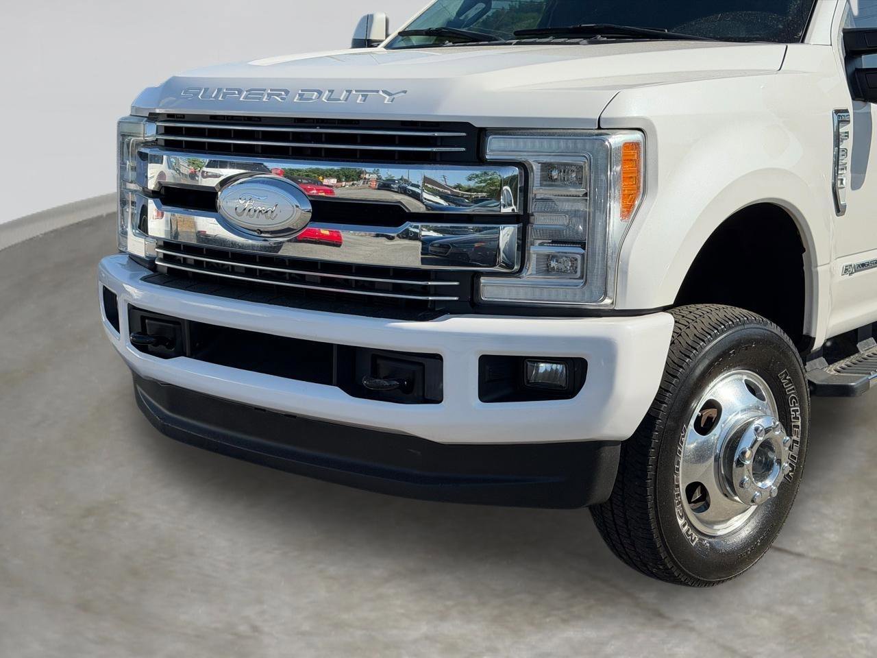 Used 2018 Ford F350 Lariat w/ Lariat Ultimate Package image 15