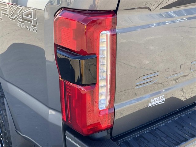 Certified 2024 Ford F250 Lariat w/ Lariat Ultimate Package image 10