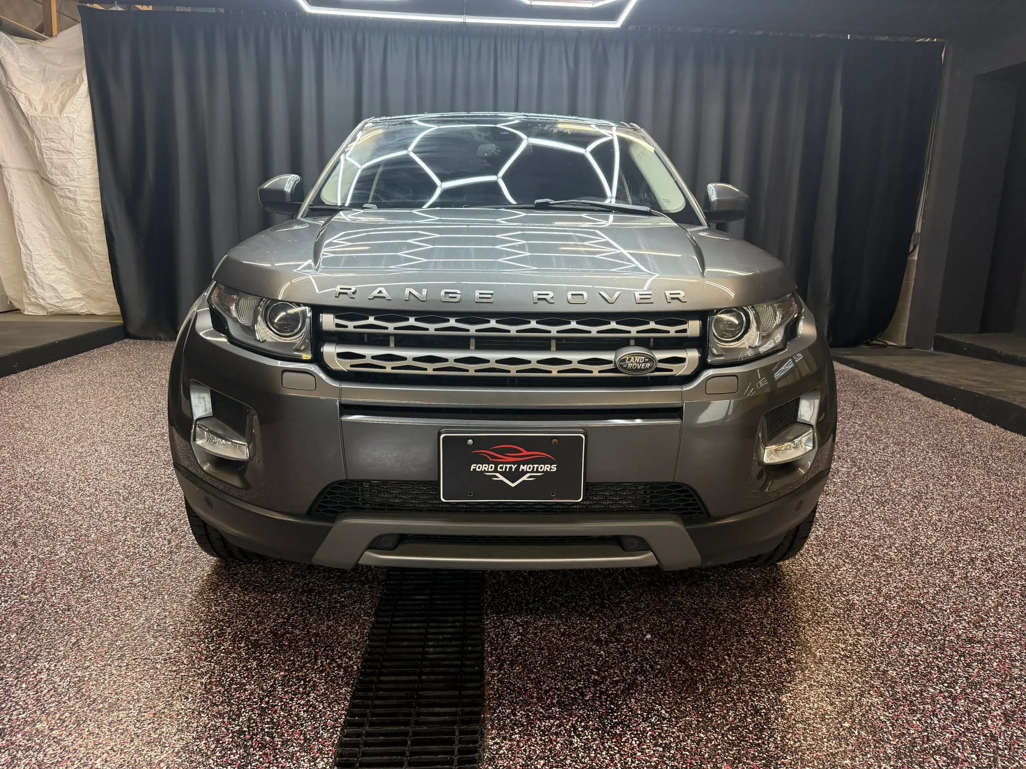 Used 2015 Land Rover Range Rover Evoque Pure Plus AWD/4WD image 2