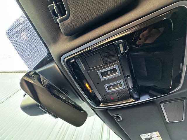 Used 2021 Land Rover Range Rover Sport HSE Silver Edition image 31