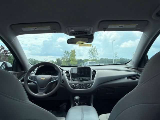 Used 2023 Chevrolet Malibu LT FWD image 17