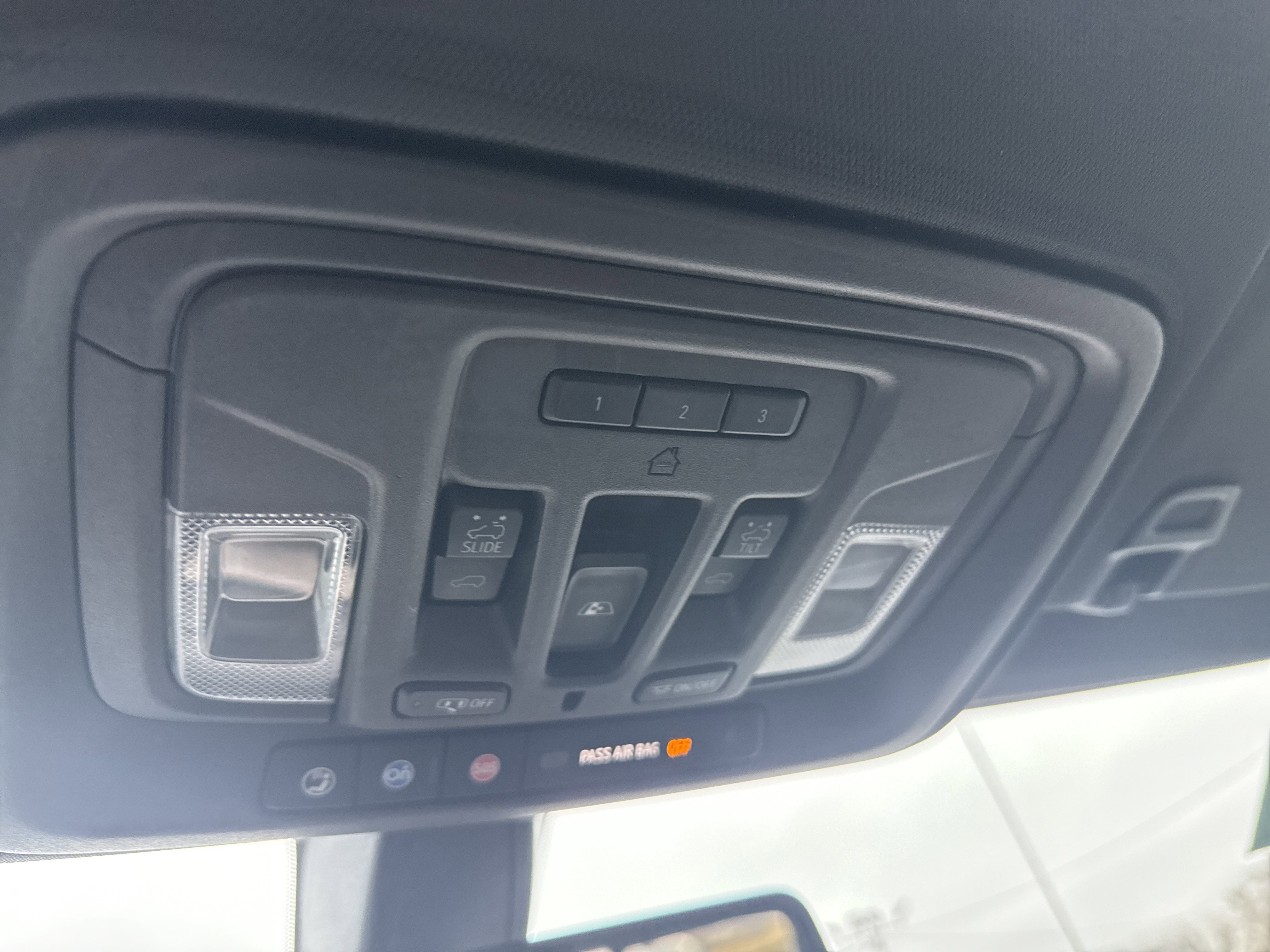 Used 2021 Chevrolet Silverado 1500 High Country w/ Z71 Off-Road Package image 29