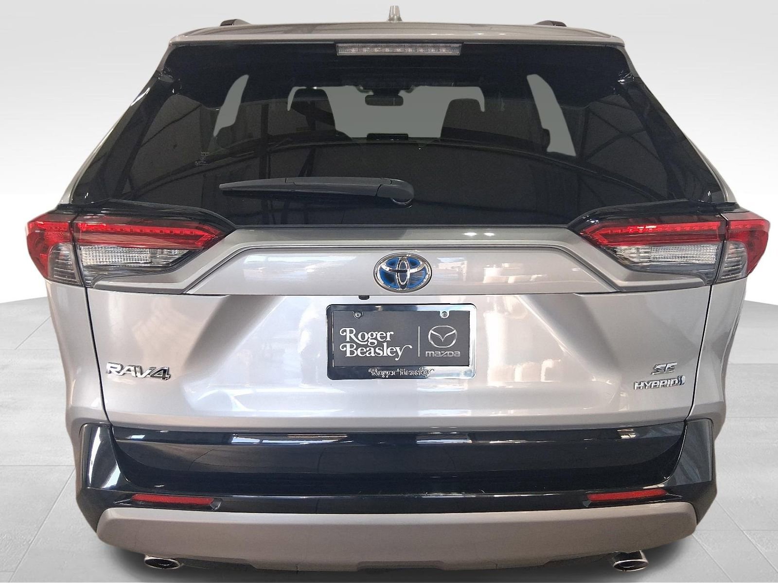 Used 2022 Toyota RAV4 SE AWD/4WD image 6