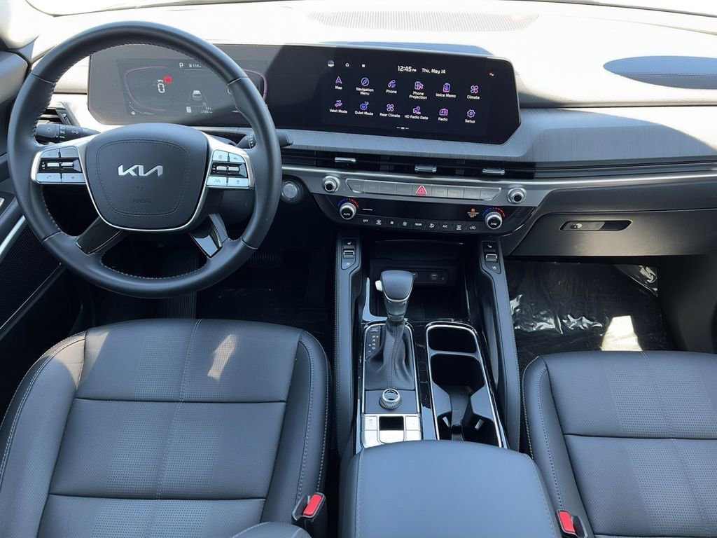 Used 2024 Kia Telluride EX w/ EX Captain's Chair Package FWD image 5