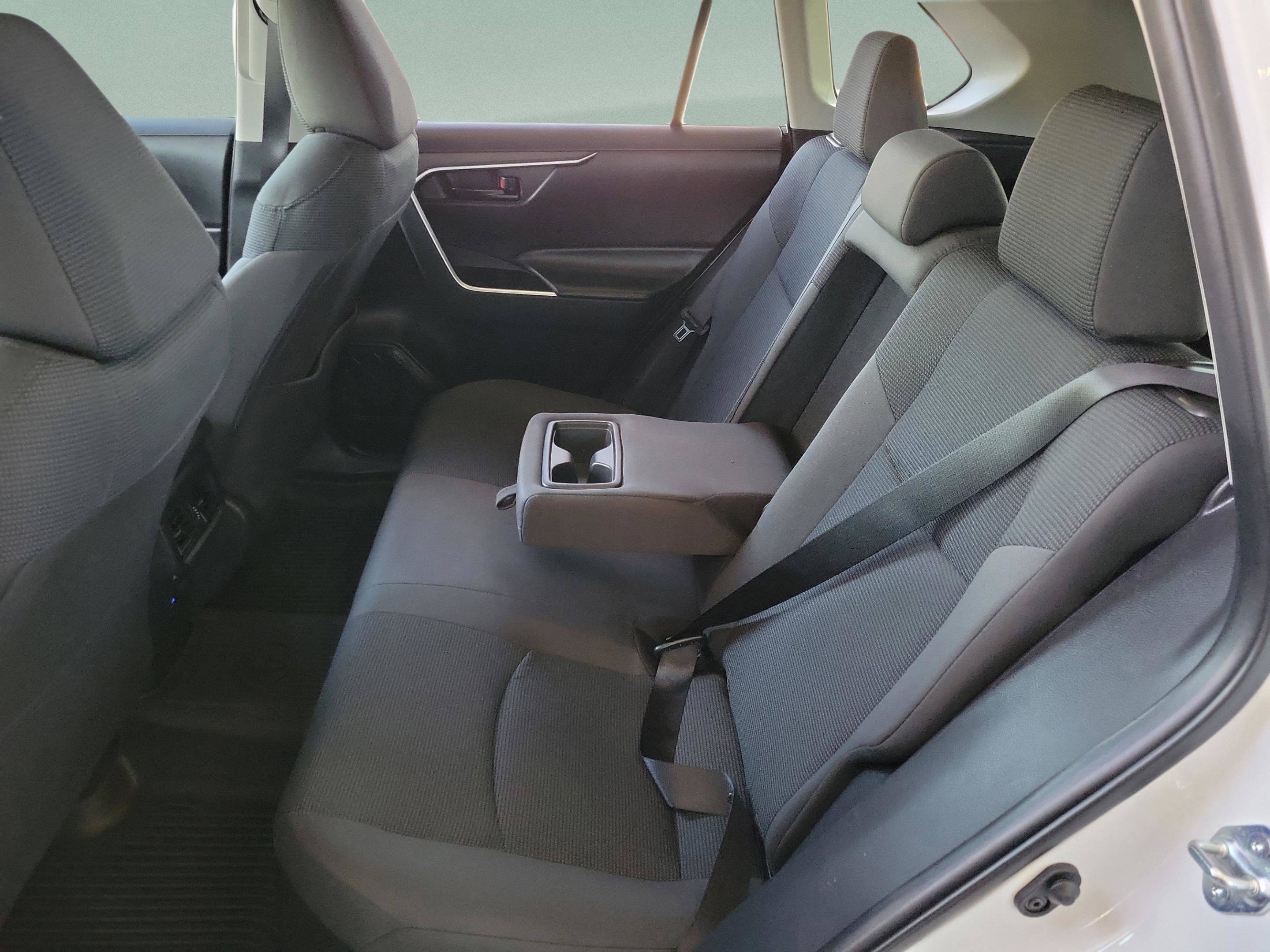 Certified 2025 Toyota RAV4 LE image 10
