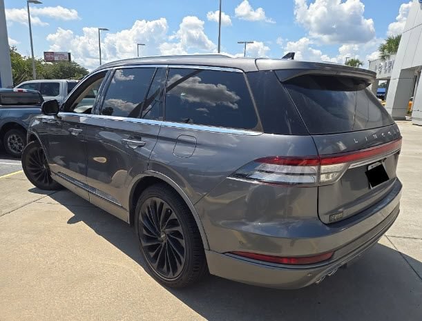 Used 2022 Lincoln Aviator Reserve w/ Equipment Group 201A RWD image 7