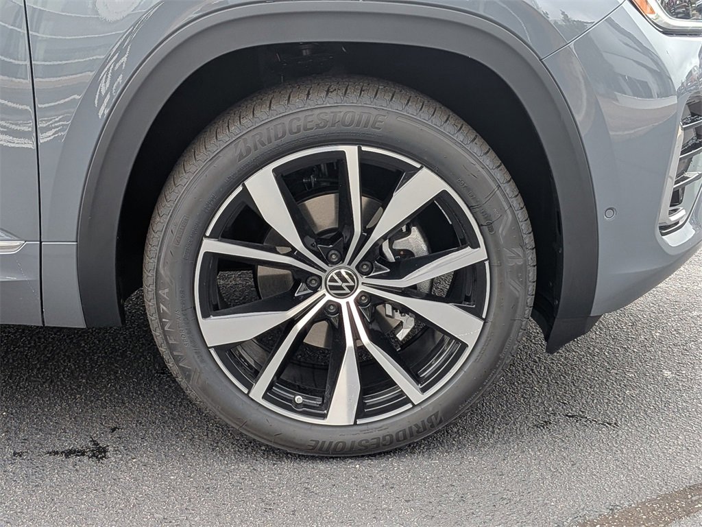 New 2026 Volkswagen Atlas SEL Premium R-Line image 13