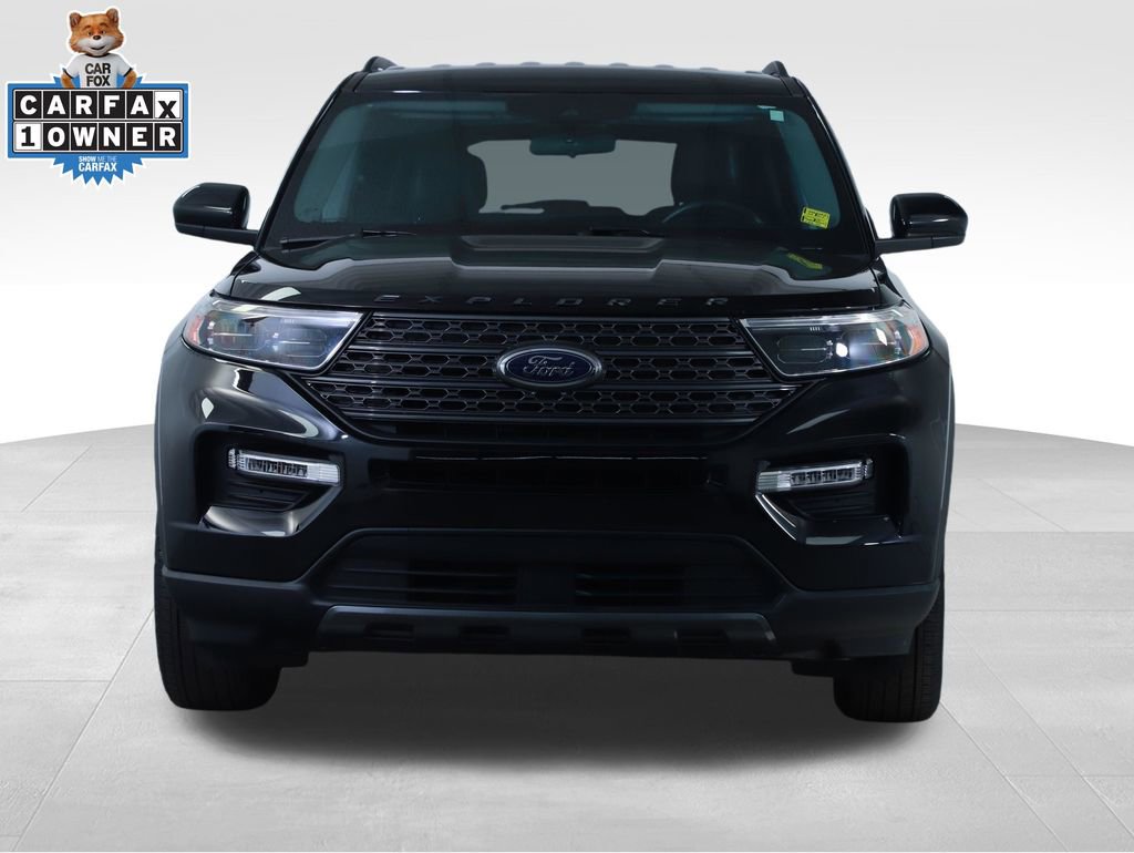 Used 2023 Ford Explorer XLT w/ Equipment Group 202A image 7