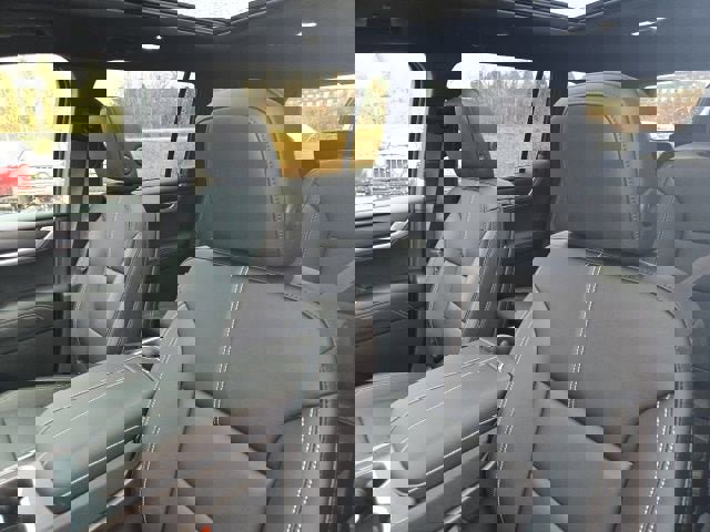 New 2026 GMC Acadia Elevation w/ Black Edition image 15