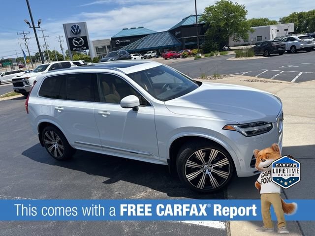 Used 2025 Volvo XC90 T8 Ultra w/ Protection Package AWD/4WD image 5