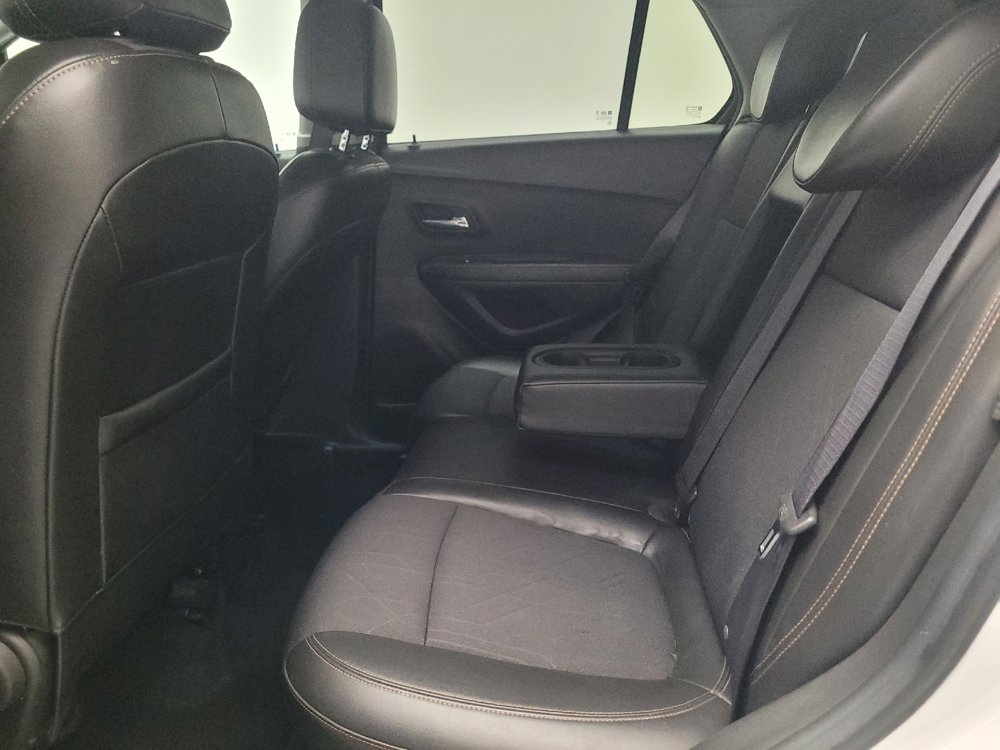 Used 2018 Chevrolet Trax LT w/ LT Convenience Package image 18