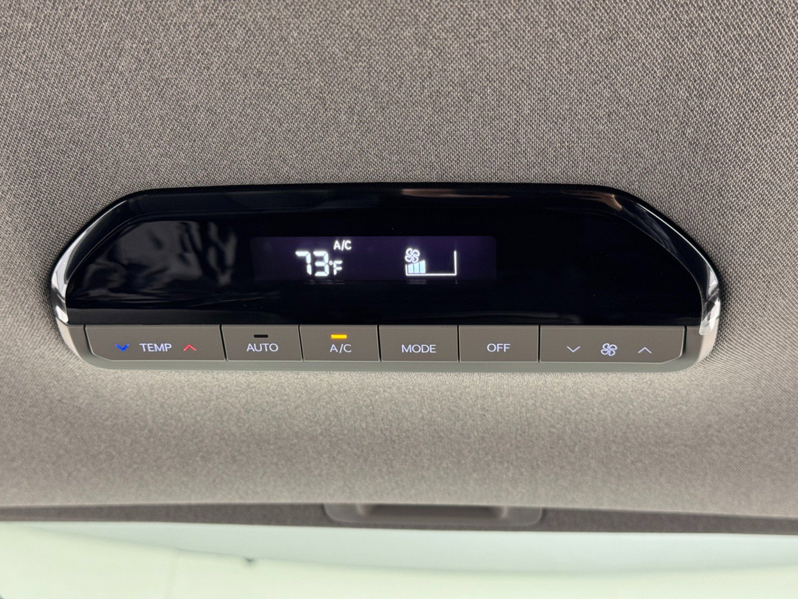 Used 2025 Kia EV9 Light Long Range image 33