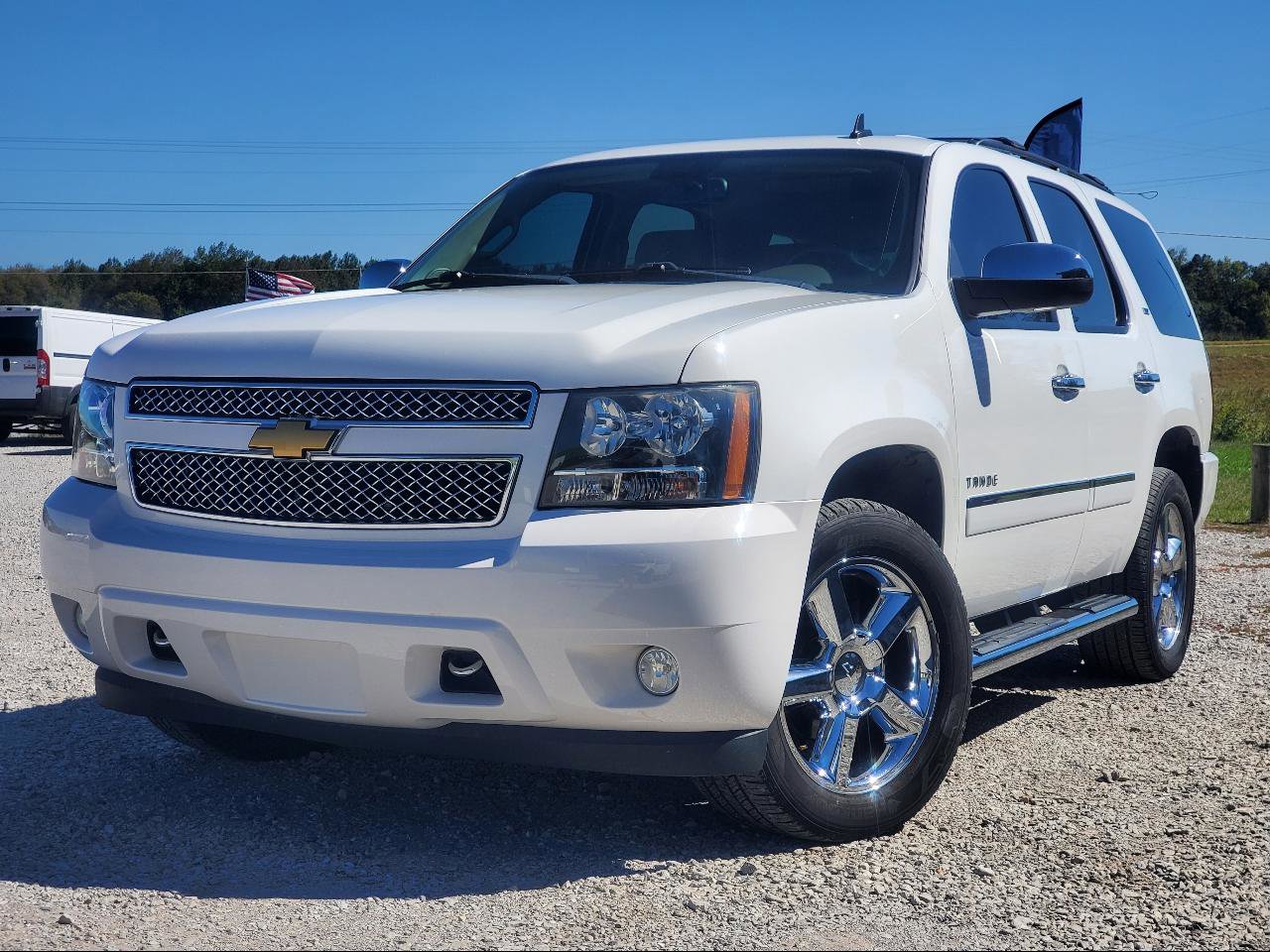 Used 2013 Chevrolet Tahoe LTZ image 2