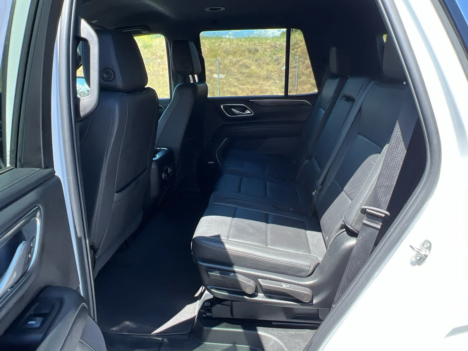Used 2024 Chevrolet Tahoe LT AWD/4WD image 14