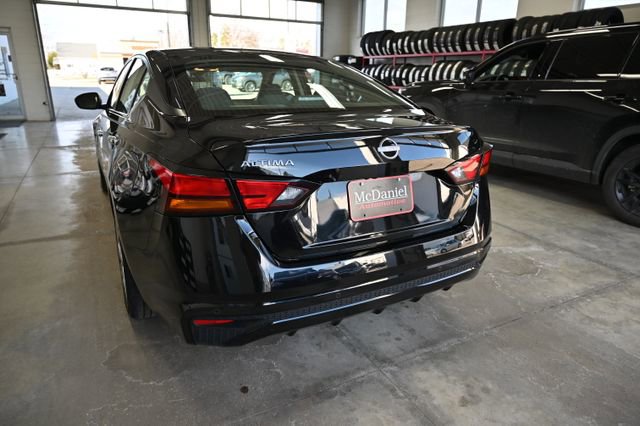 Used 2024 Nissan Altima 2.5 S image 7