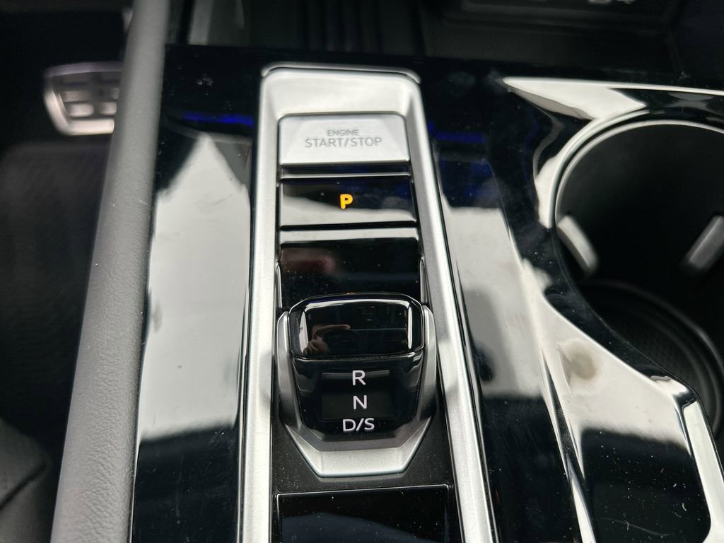 New 2025 Volkswagen Atlas Cross Sport SEL Premium R-Line image 36