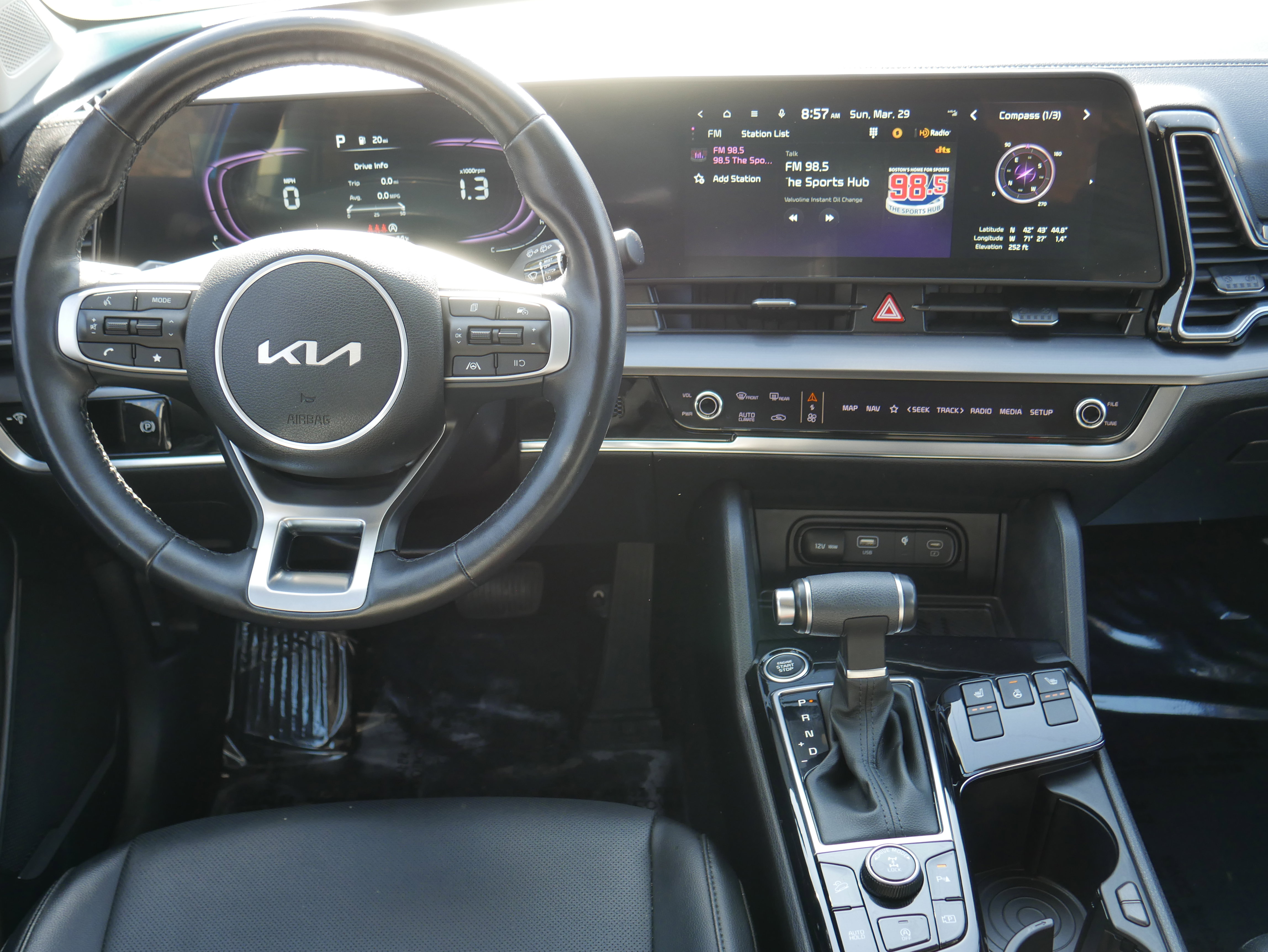 Used 2023 Kia Sportage EX image 15