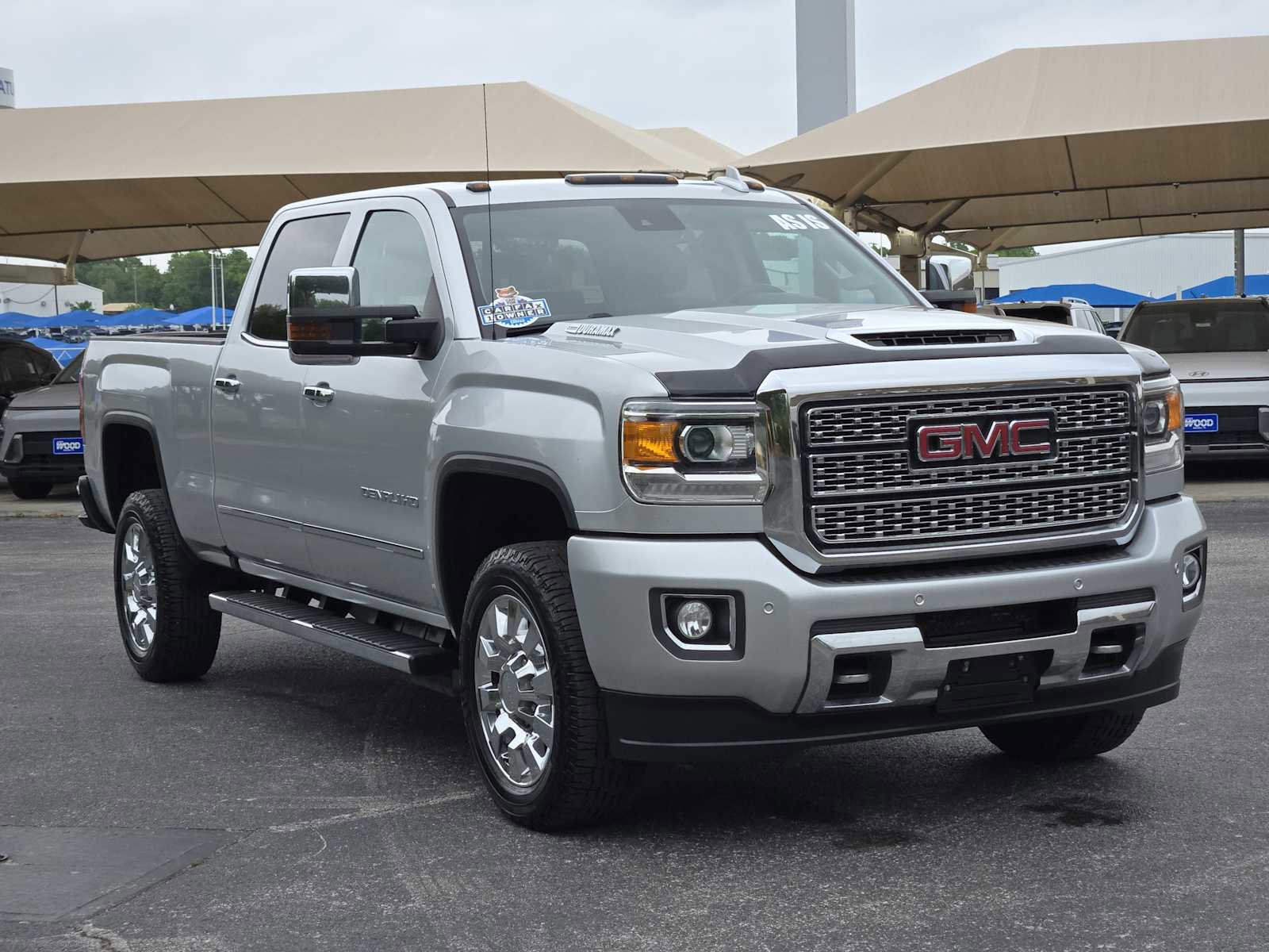 Used 2019 GMC Sierra 2500 Denali w/ Duramax Plus Package image 3
