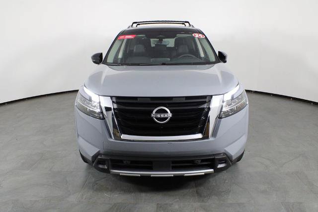 Certified 2024 Nissan Pathfinder SL FWD image 13