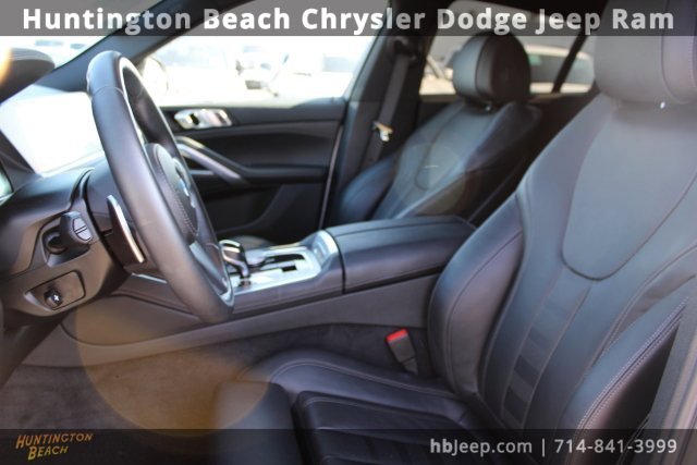 Used 2022 BMW X6 xDrive40i w/ M Sport Package image 31