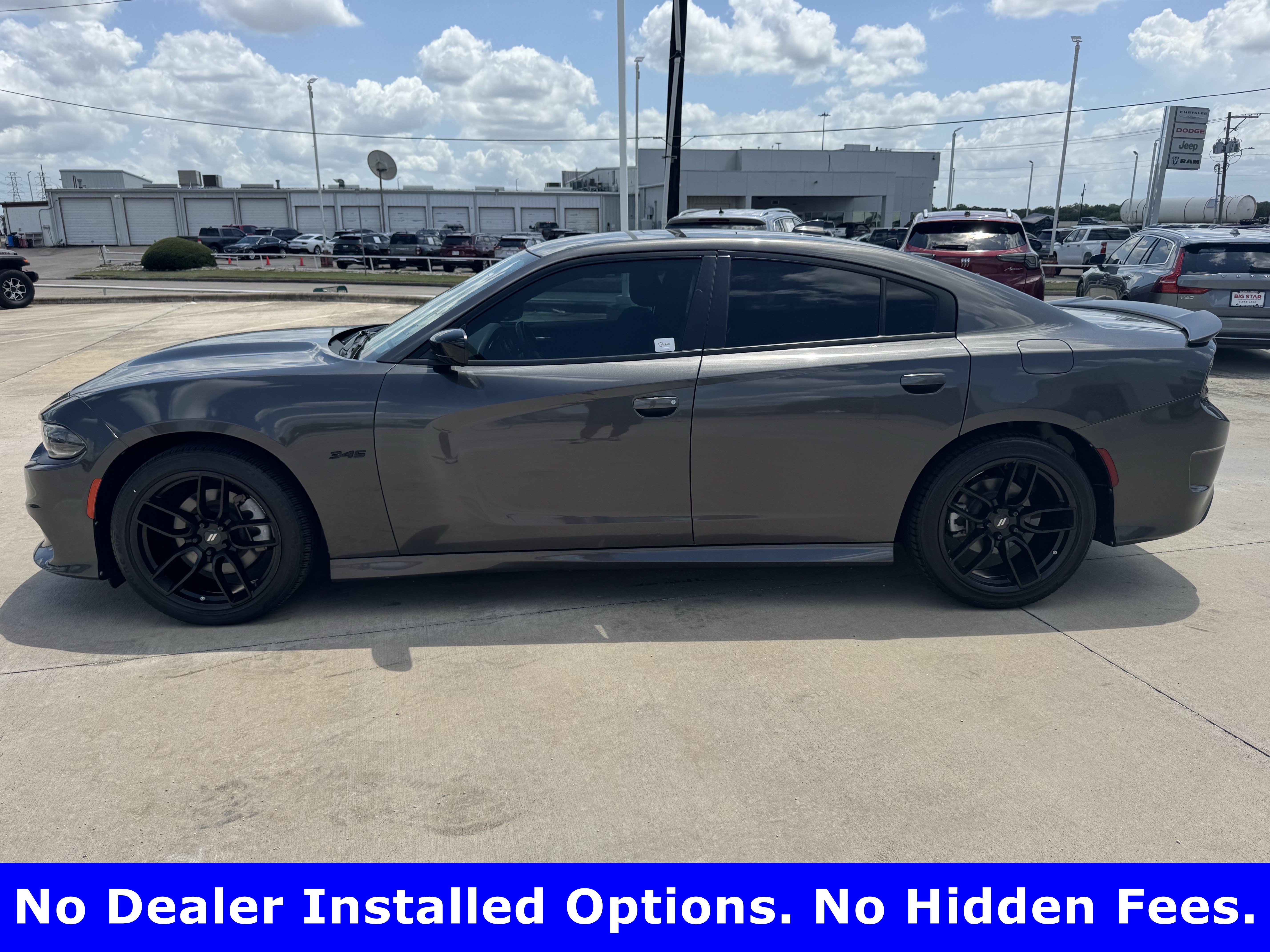 Used 2023 Dodge Charger R/T w/ Blacktop Package RWD image 5