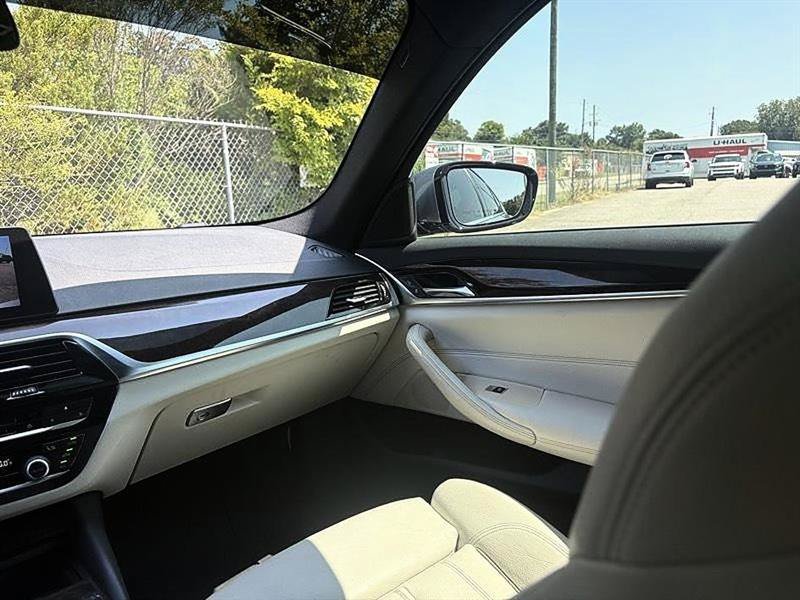 Used 2017 BMW 530i RWD image 38