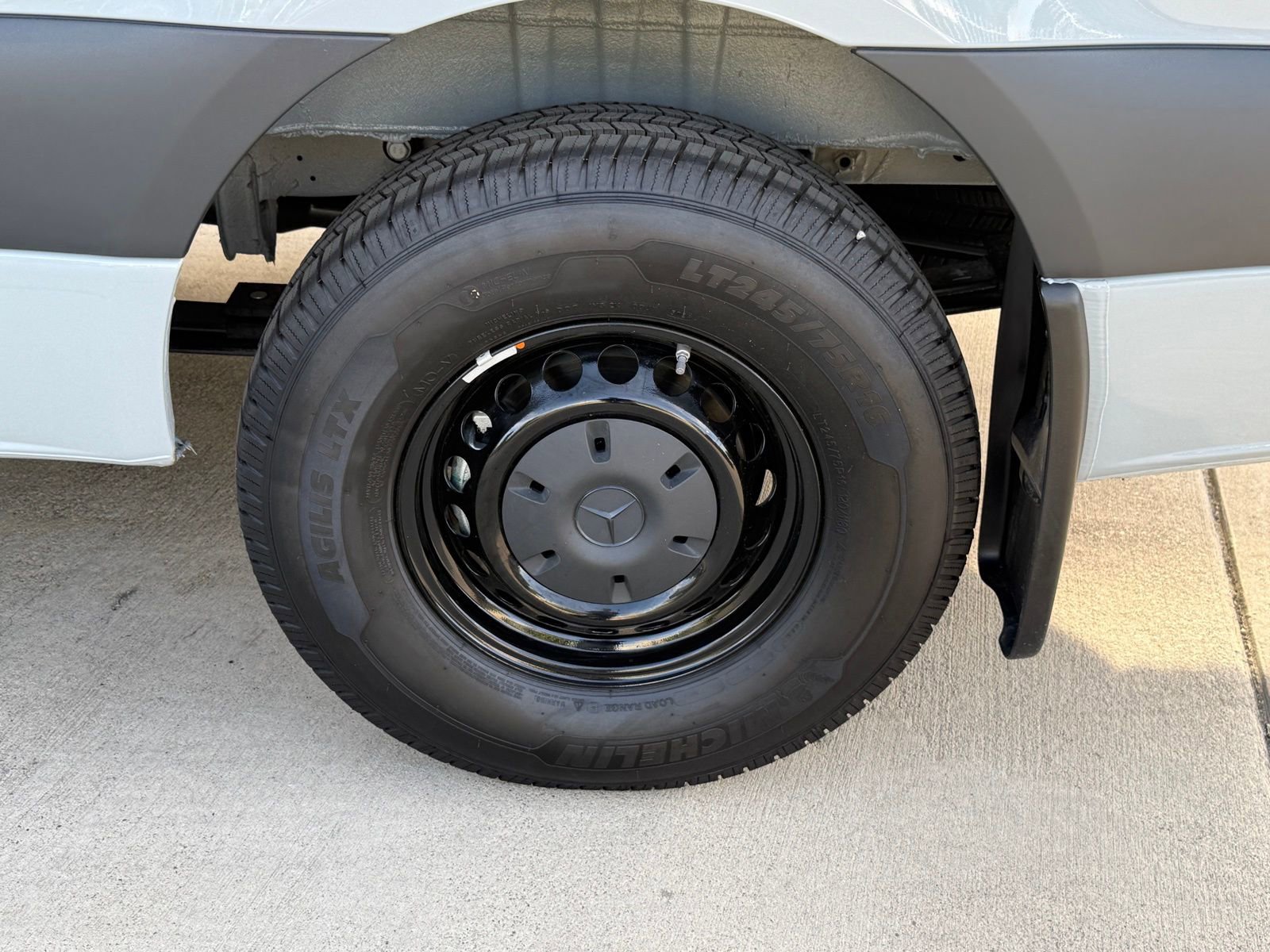 New 2025 Mercedes-Benz Sprinter 2500 image 19