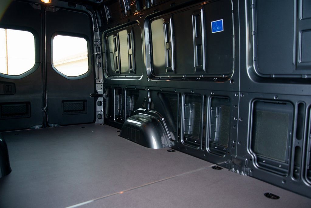New 2025 Mercedes-Benz Sprinter 2500 image 21
