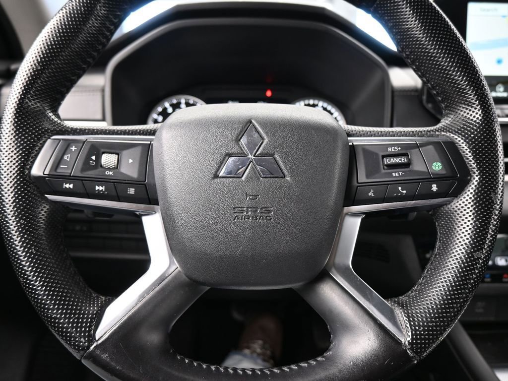 Used 2022 Mitsubishi Outlander SEL image 22