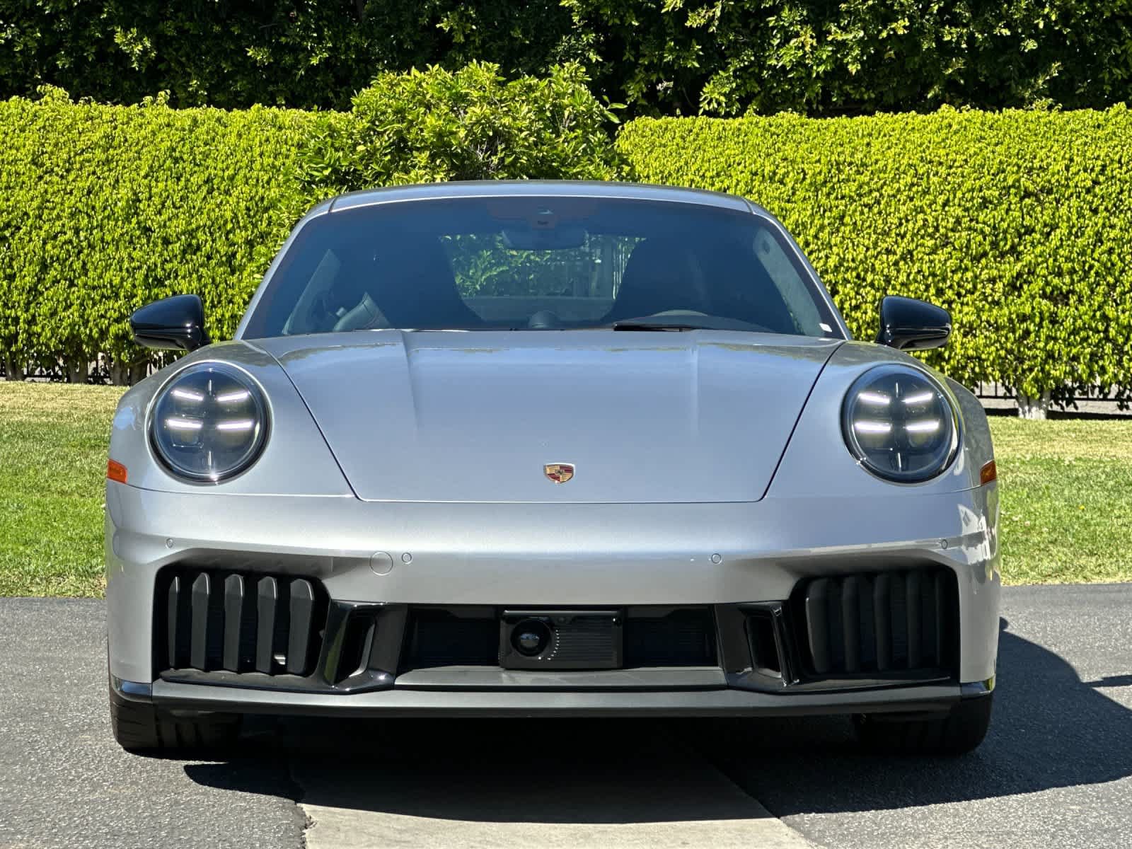 Certified 2025 Porsche 911 Carrera GTS RWD image 10