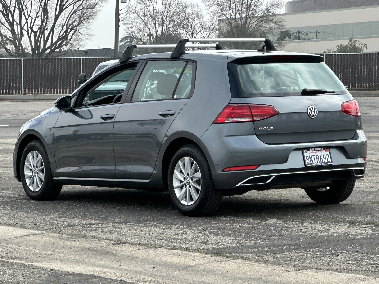 Used 2019 Volkswagen Golf 4-Door image 6